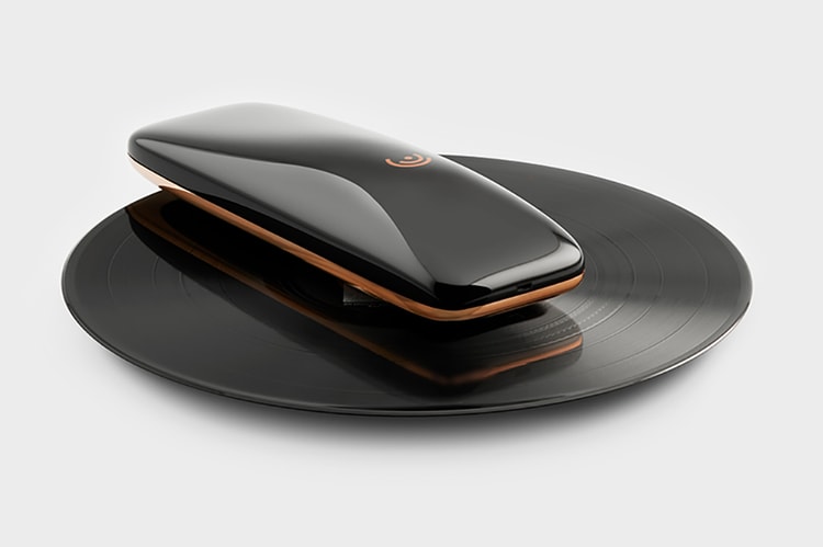 New Yves Béhar-Designed Love Turntable Uses Smartphones to Play Records