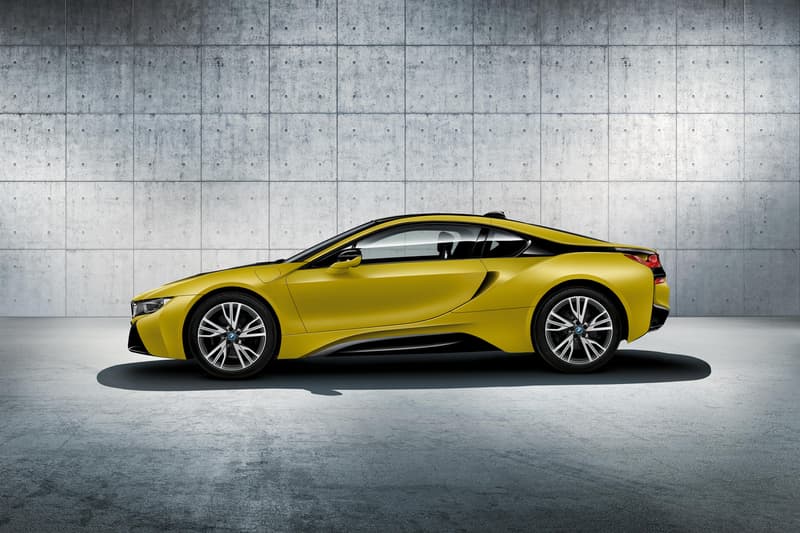 BMW i8 Protonic Frozen Black Frozen Yellow BMW Individual Program