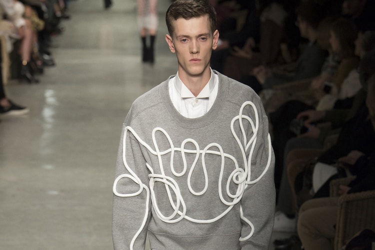 Burberry's Spring 2017 Ready-To-Wear Collection Focuses on Craftsmanship