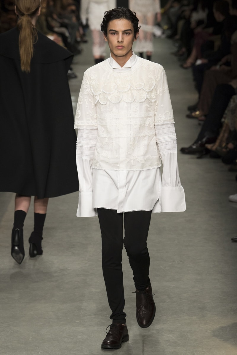 Burberry Spring 2017