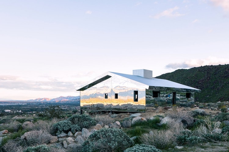 Doug Aitken Mixes Mirrors, California Ranch Housing & the Palm Springs Desert for 'Mirage'
