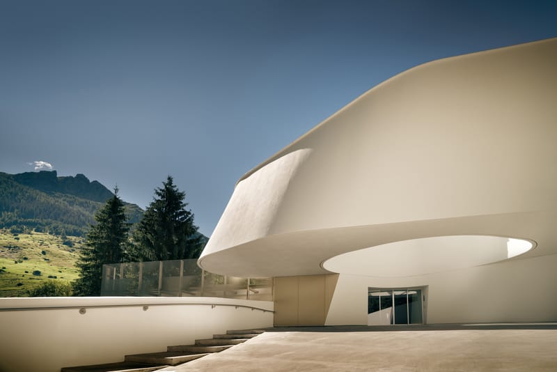 Four Top Architects Designed Wood and Stone Rooms for the 7132 Hotel