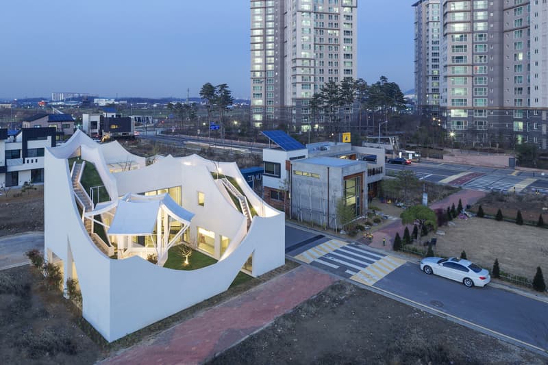 Flying House IROJE KHM Architects Korea