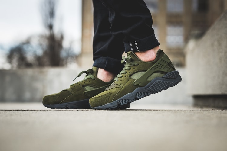 Nike Covers the Air Huarache In "Legion Green"