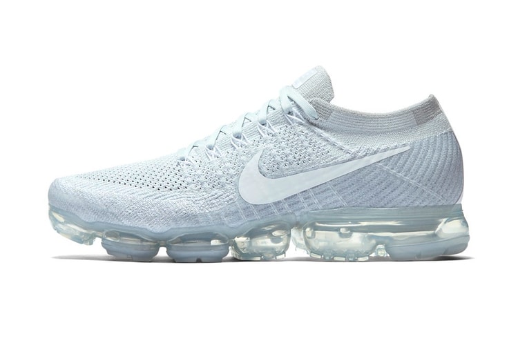 The Nike VaporMax Flyknit Arrives in A "Pure Platinum" Colorway