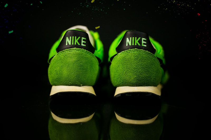 Nike Waffle Racer Action Green Black