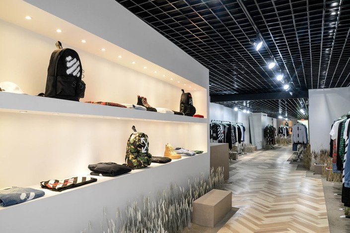 OFF WHITE VIRGIL ABLOH Toronto Location Design Look