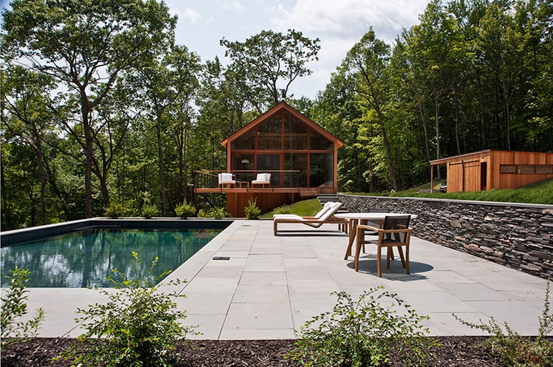 Upstate New York Cabin Gets Modernized With Sustainable Materials