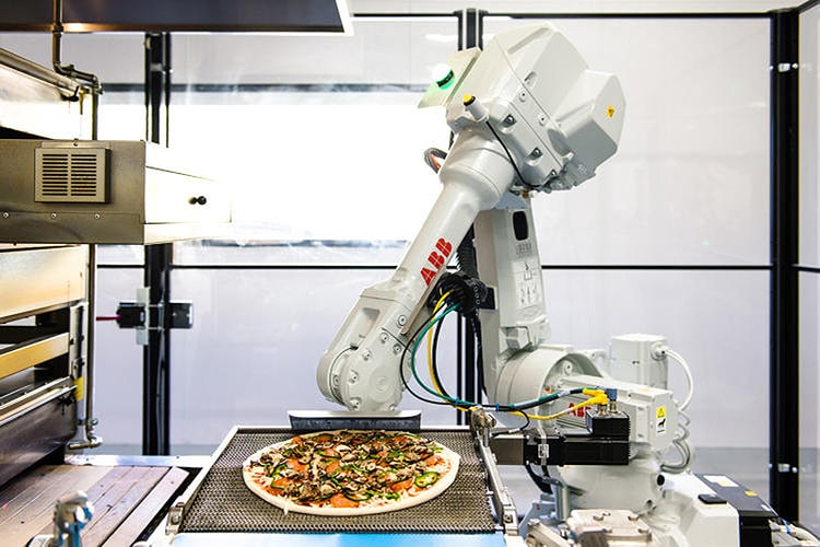 This Robotic Pizza Company Will Bake Your Order En Route to Your House