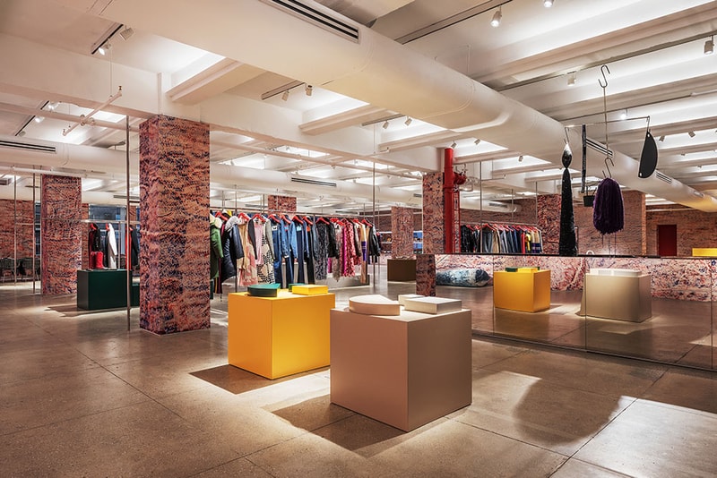Raf Simons Comission Sterling Ruby Calvin Klein Headquarters Installations