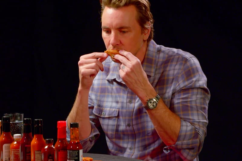 Watch Dax Shepard Take on the Painfully Delicious 'Hot Ones' Challenge