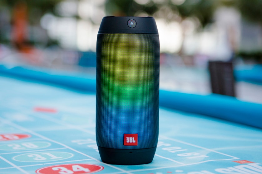 JBL updates Pulse 2, Charge 3 speakers with Siri and Google Now