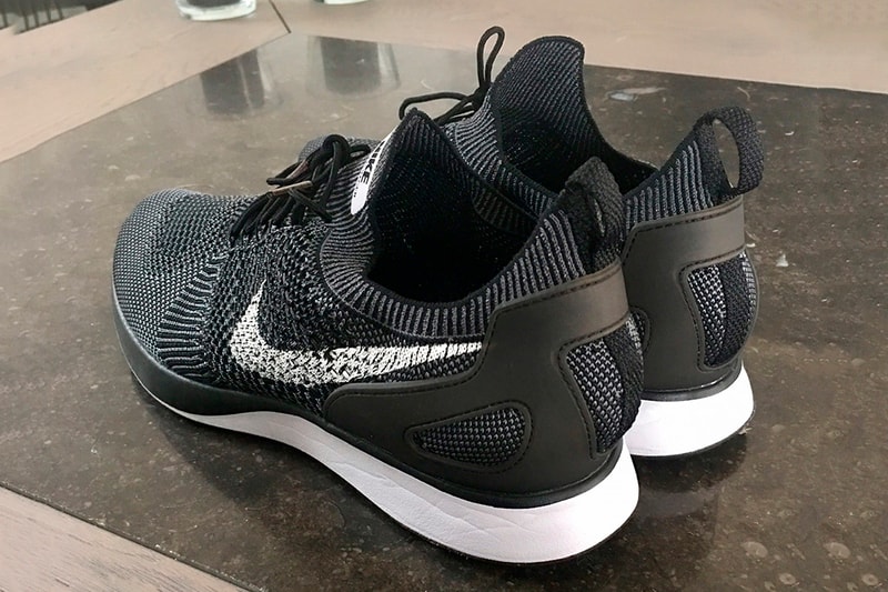 Nike Mariah Flyknit Racer Swoosh Running Performance