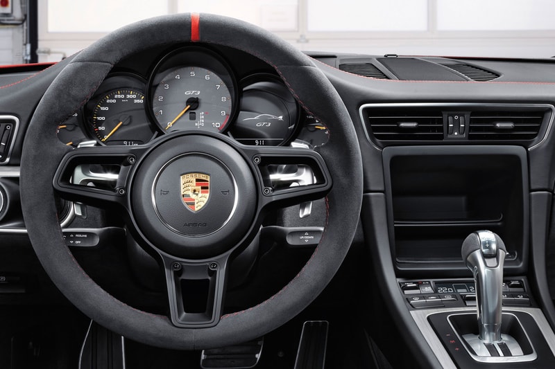 Porsche 2018 911 gt3 sports car