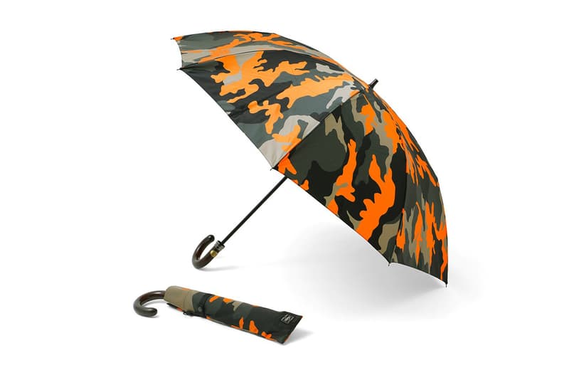 PORTER STAND TOKYO STATION Maeharan Koein Shoten Camo Umbrella