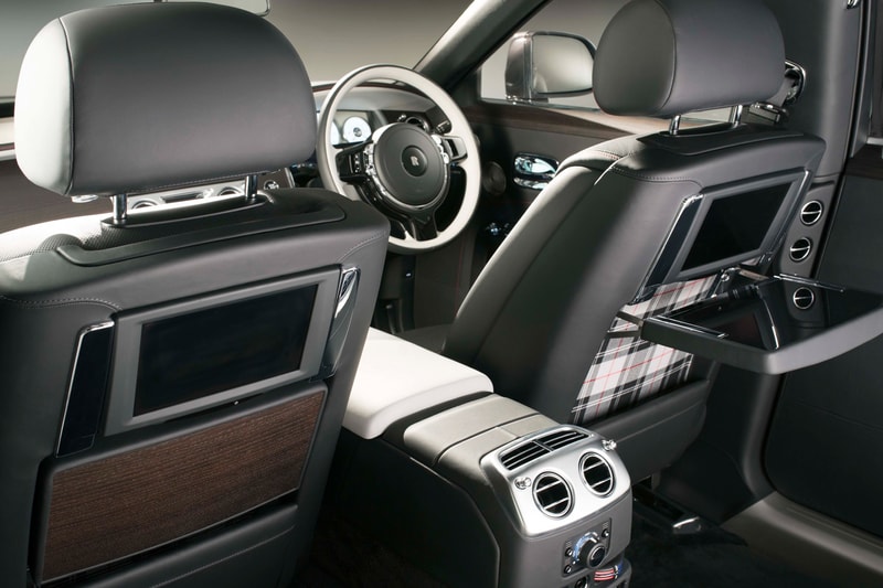 Rolls Royce Ghost Elegance Diamond Paint