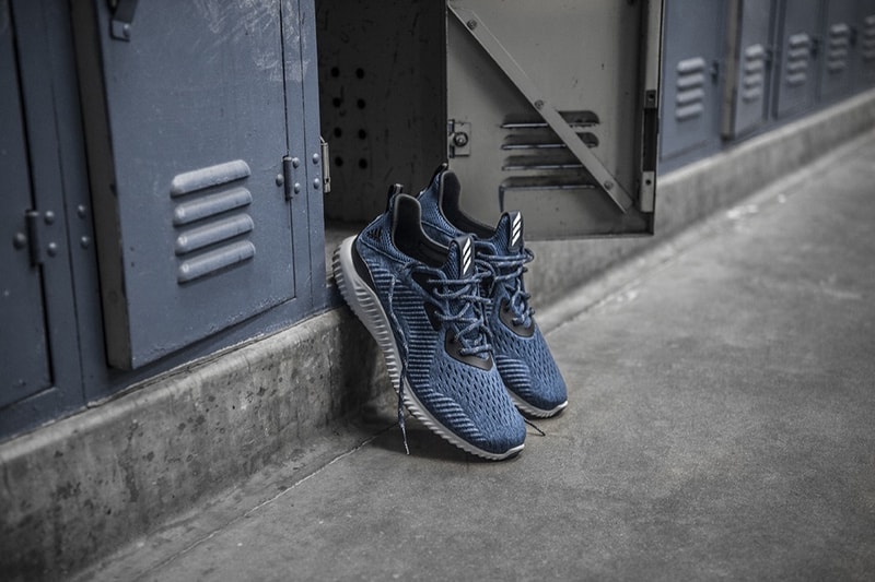 adidas AlphaBOUNCE EM Three Stripes