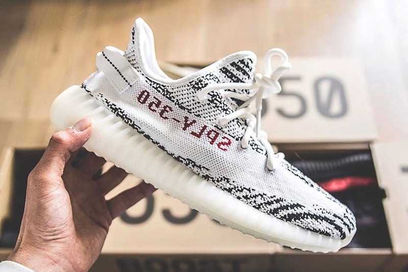 adidas Originals YEEZY BOOST 350 V2 Zebra