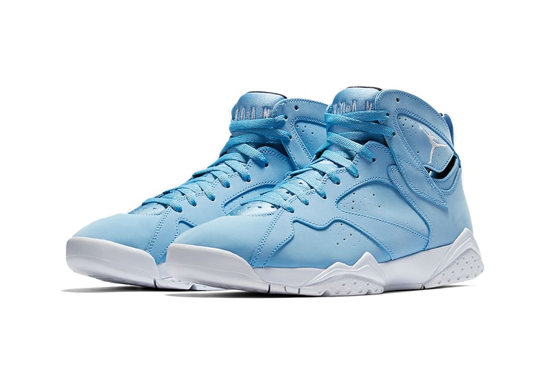 Air Jordan 7 Pantone UNC Carolina
