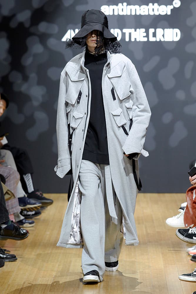 ANTIMATTER 2017 Fall Winter Grey Collection Seoul Fashion Week 2017