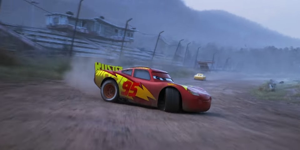 Daily Pixar Cars Facts on X: Daily Pixar cars fact #374: In the Cars 3  Trailer, McQueen crashes at day time, in the movie, he crashes at night  time  / X