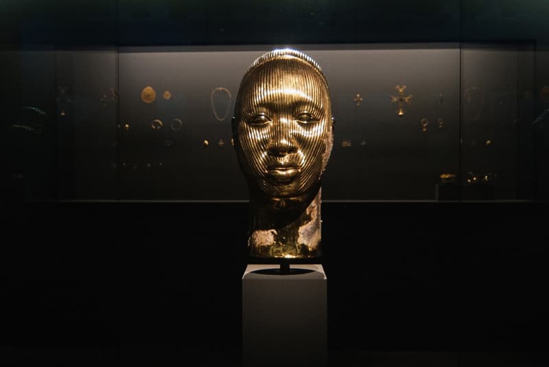 Treasures from the Wreck of the Unbelievable Damien Hirst Art