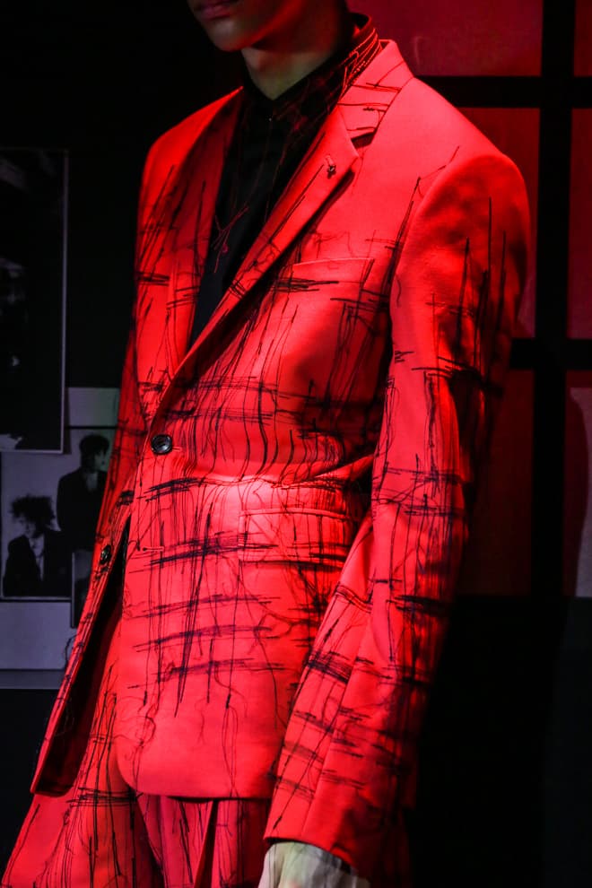Dior Homme Pre-Fall 2017 Collection Ginza Six Black Red White