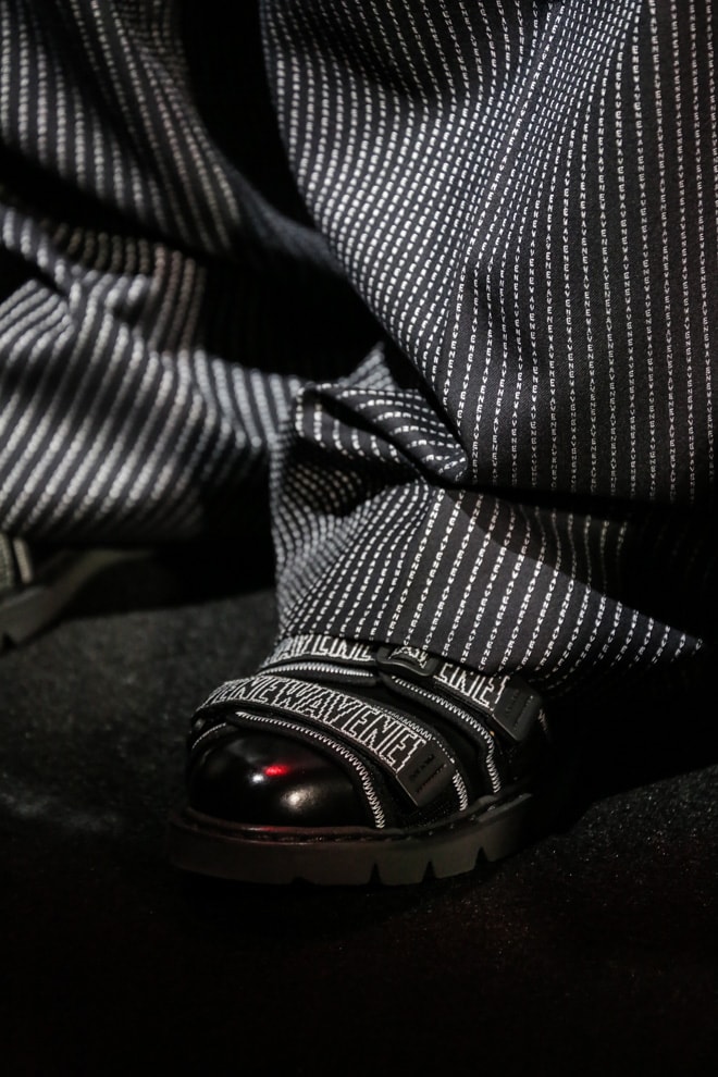 Dior Homme Pre-Fall 2017 Collection Ginza Six Black Red White