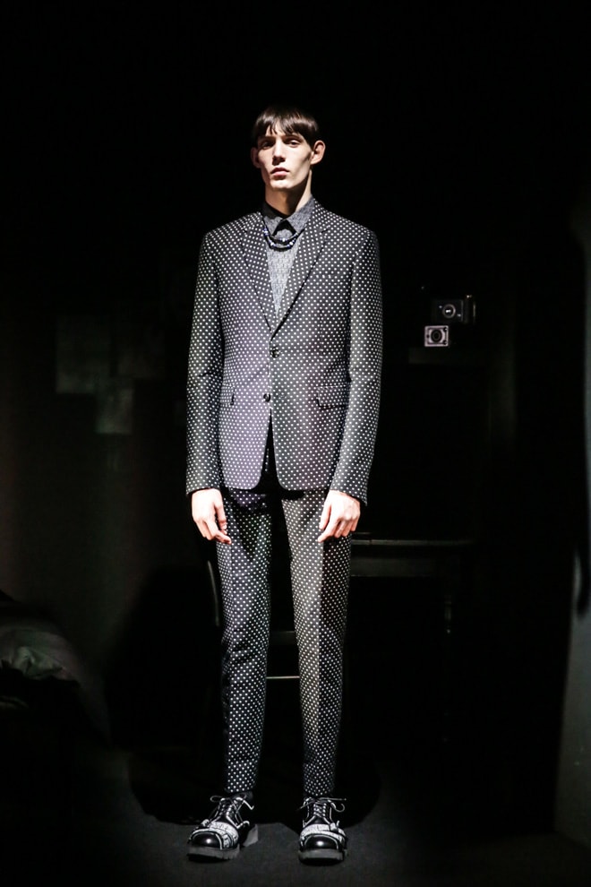 Dior Homme Pre-Fall 2017 Collection Ginza Six Black Red White