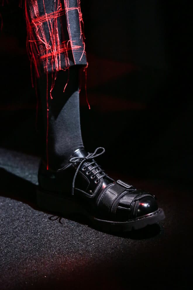 Dior Homme Pre-Fall 2017 Collection Ginza Six Black Red White