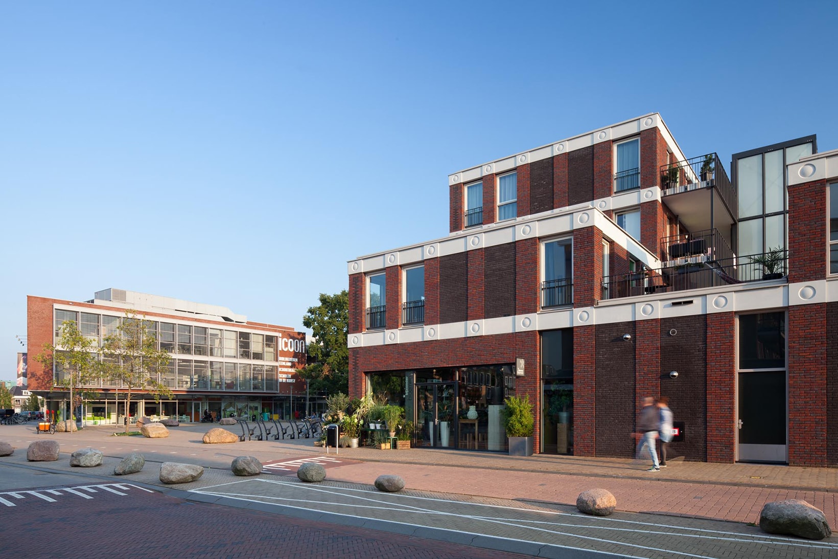 Emoji Facade Building Netherlands Attika Architekten