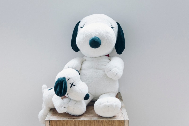 KAWS  'Peanuts' Uniqlo UT Collection Snoopy Woodstock