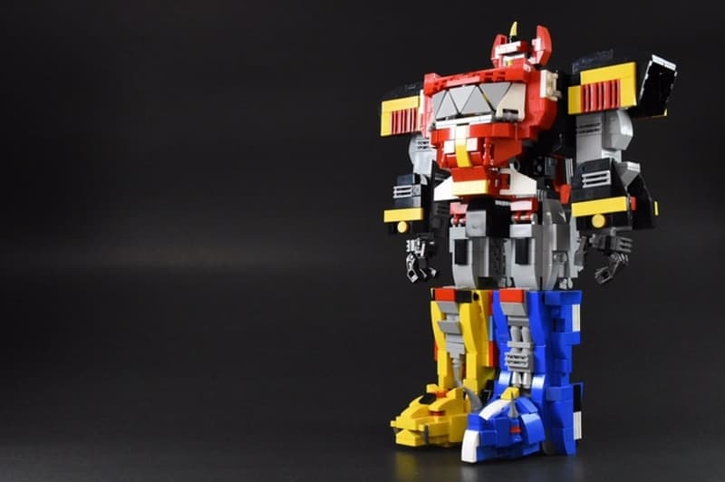 LEGO Fan Builds Original Power Ranger Megazord