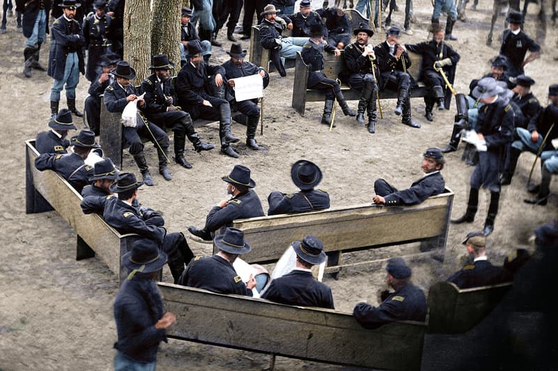 Marina Amaral Adds Colors to Historic Photos