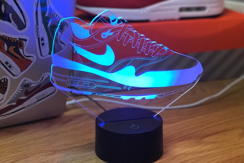MK Neon Sneaker LED Lights adidas YEEZY BOOST 350 V2 Air Jordan 1 Nike Air Max 1 Homeware Decor