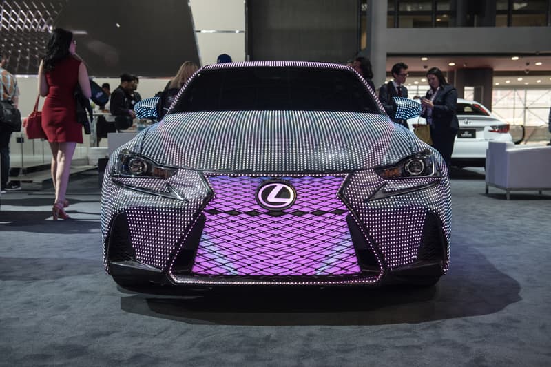 Lexus LIT IS
