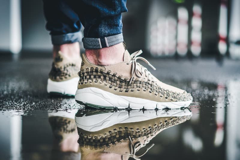 Nike Air Footscape Woven in Navy and Beige