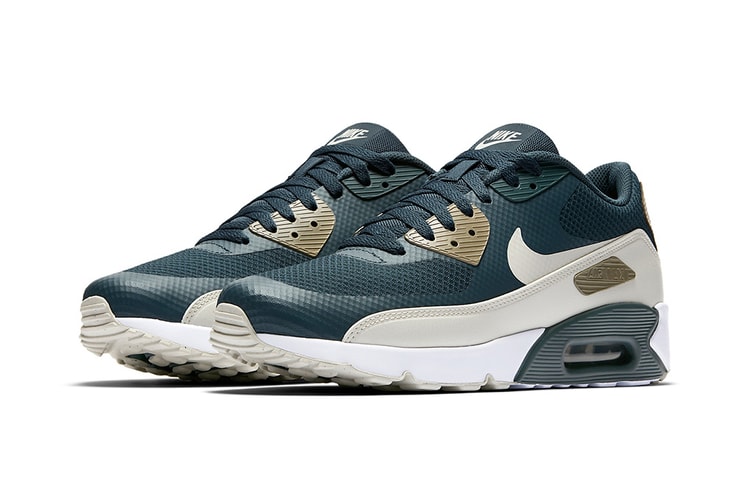 The Nike Air Max 90 Ultra Receives a New "Blue Fox" Colorway