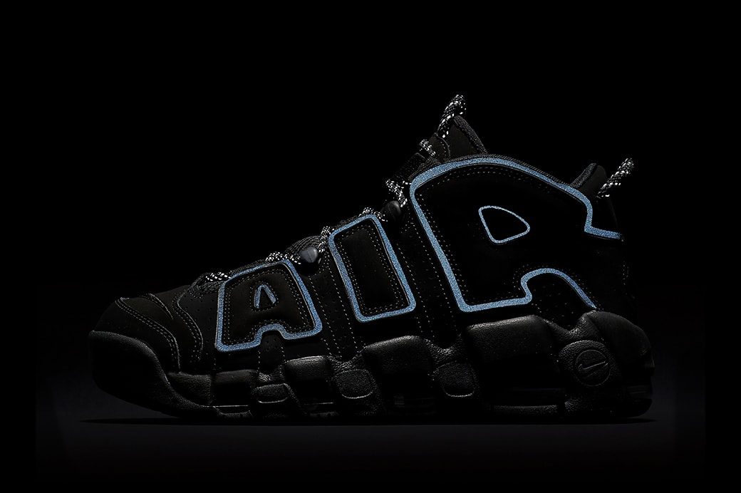 Nike air uptempo triple black sneaker