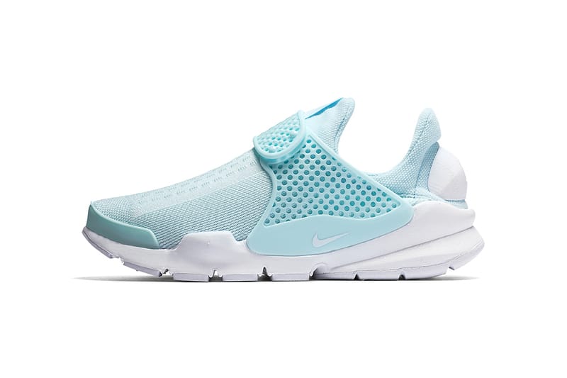 Nike Dresses the Sock Dart In "Glacier Blue"