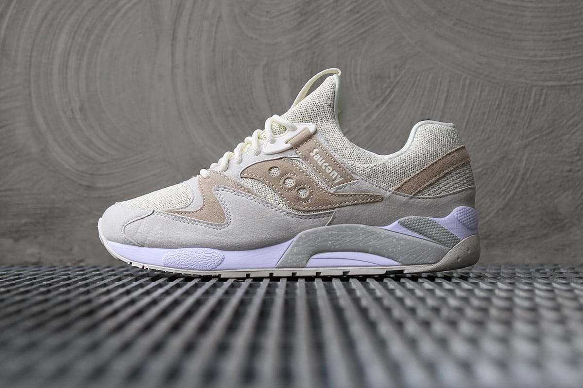 saucony grid 9000 gum and charcoal pack