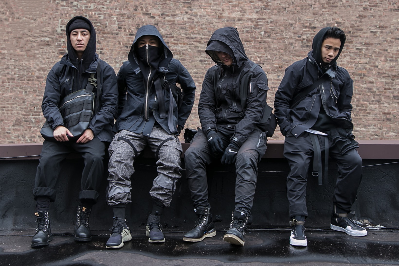 Streetsnaps Techwear Collective ACRONYM visvim Nike Supreme PORTER Yohji Yamamoto