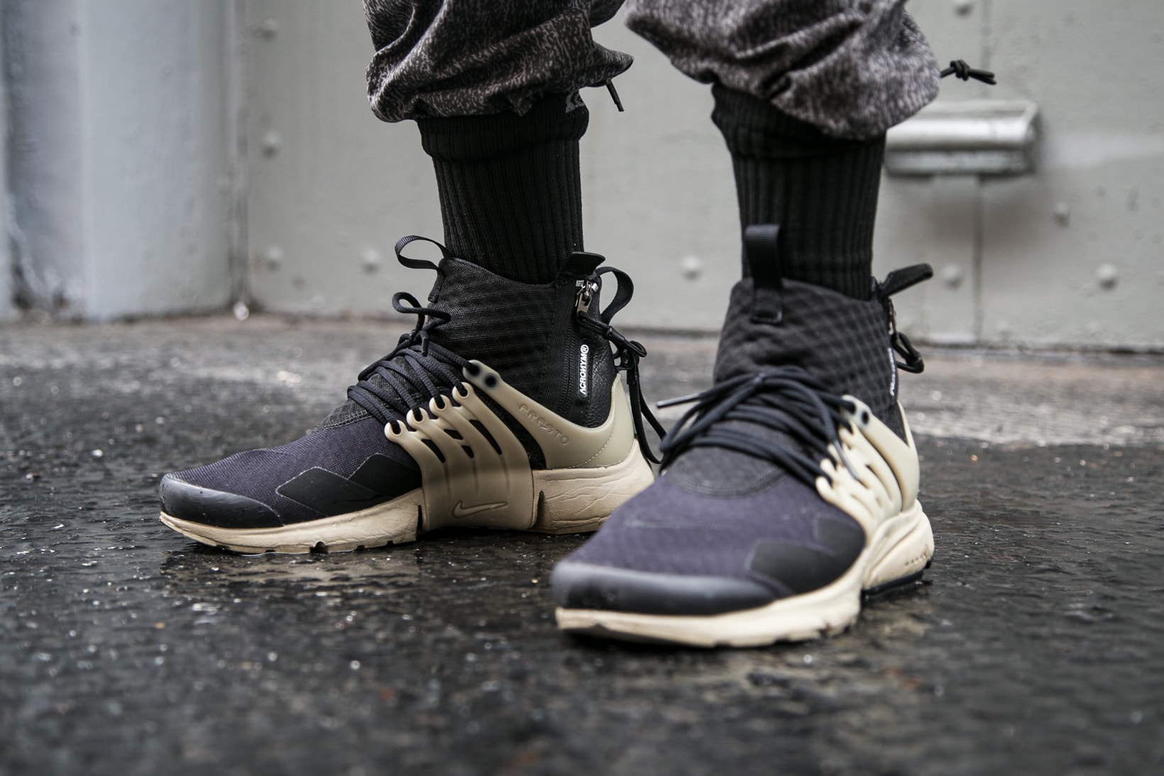 Streetsnaps Techwear Collective ACRONYM visvim Nike Supreme PORTER Yohji Yamamoto