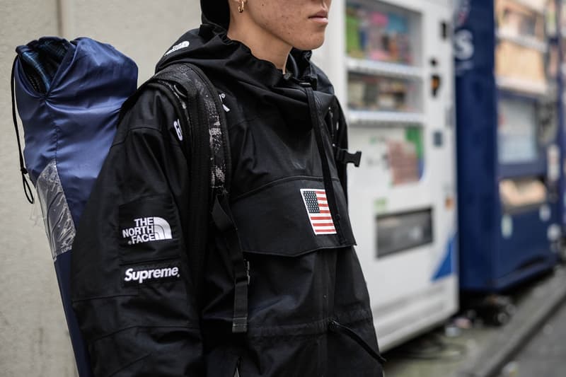 Supreme x COMME Des GARÇONS