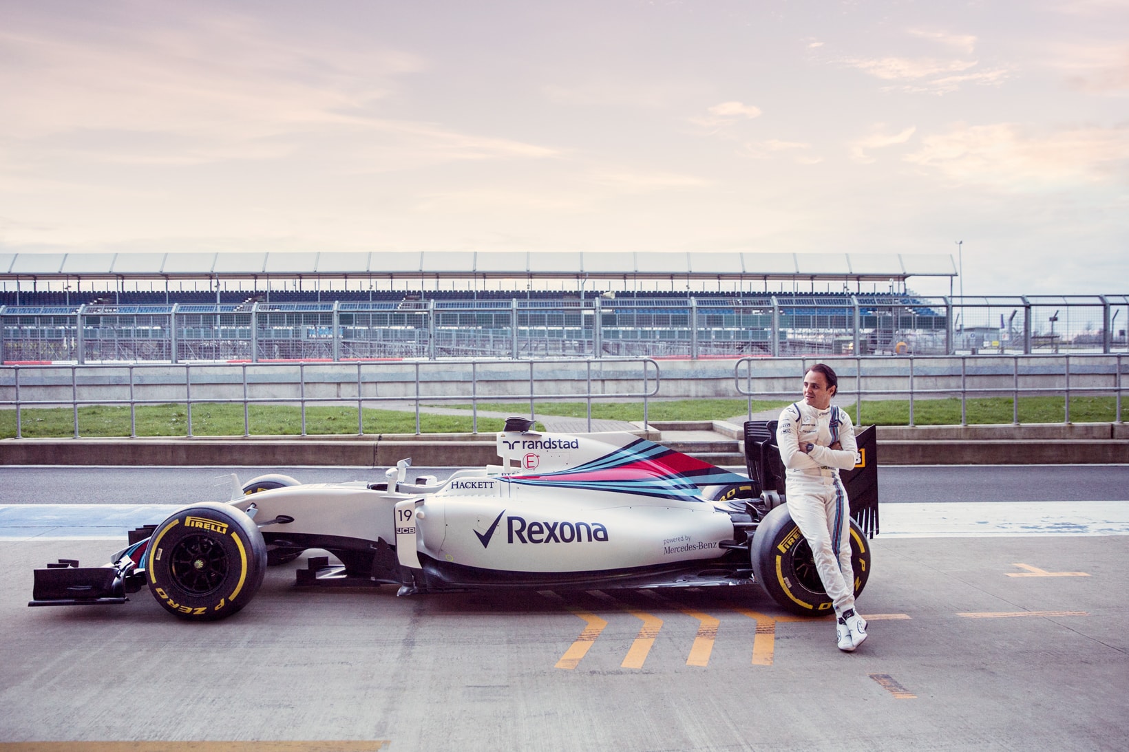 Williams Martini Racing Garage Airbnb Contest British Grand Prix Silverstone