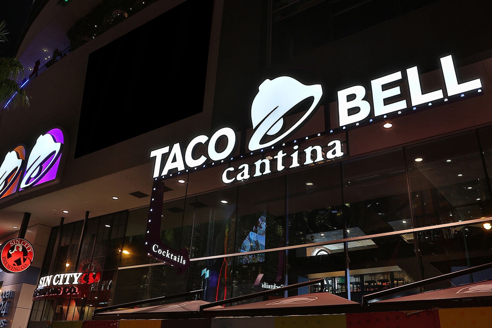Taco Bell Cantina Restaurant Location