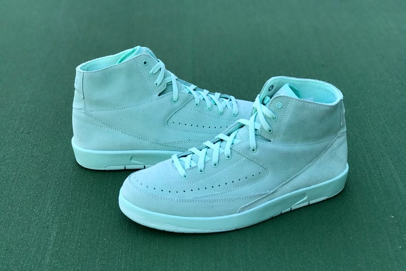Air Jordan 2 Decon Mint Foam Bordeaux Mineral Gold