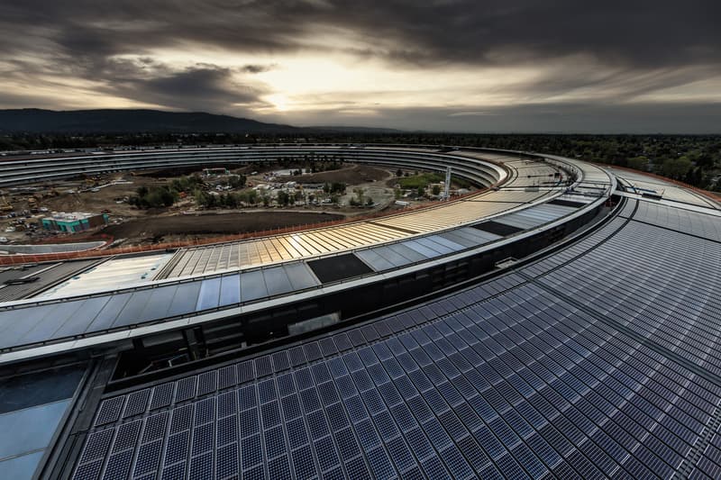 apple campus park headquarters office tim cook jony ive Norman foster cupertino california silicon valley wired magazine interview steve jobs hq images pictures interior