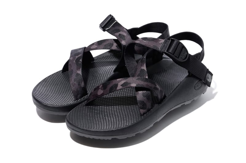 supreme chacos