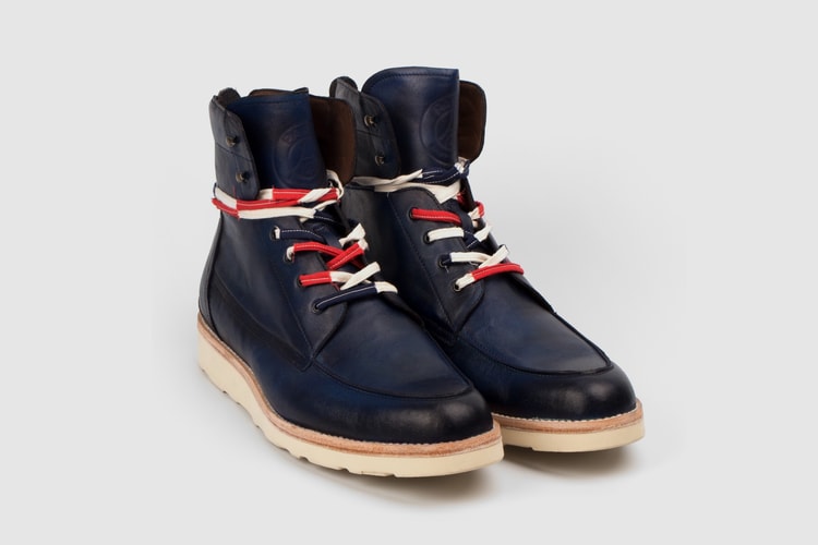 Esquivel Links up With Paris Saint-Germain on the Elkhart Boots